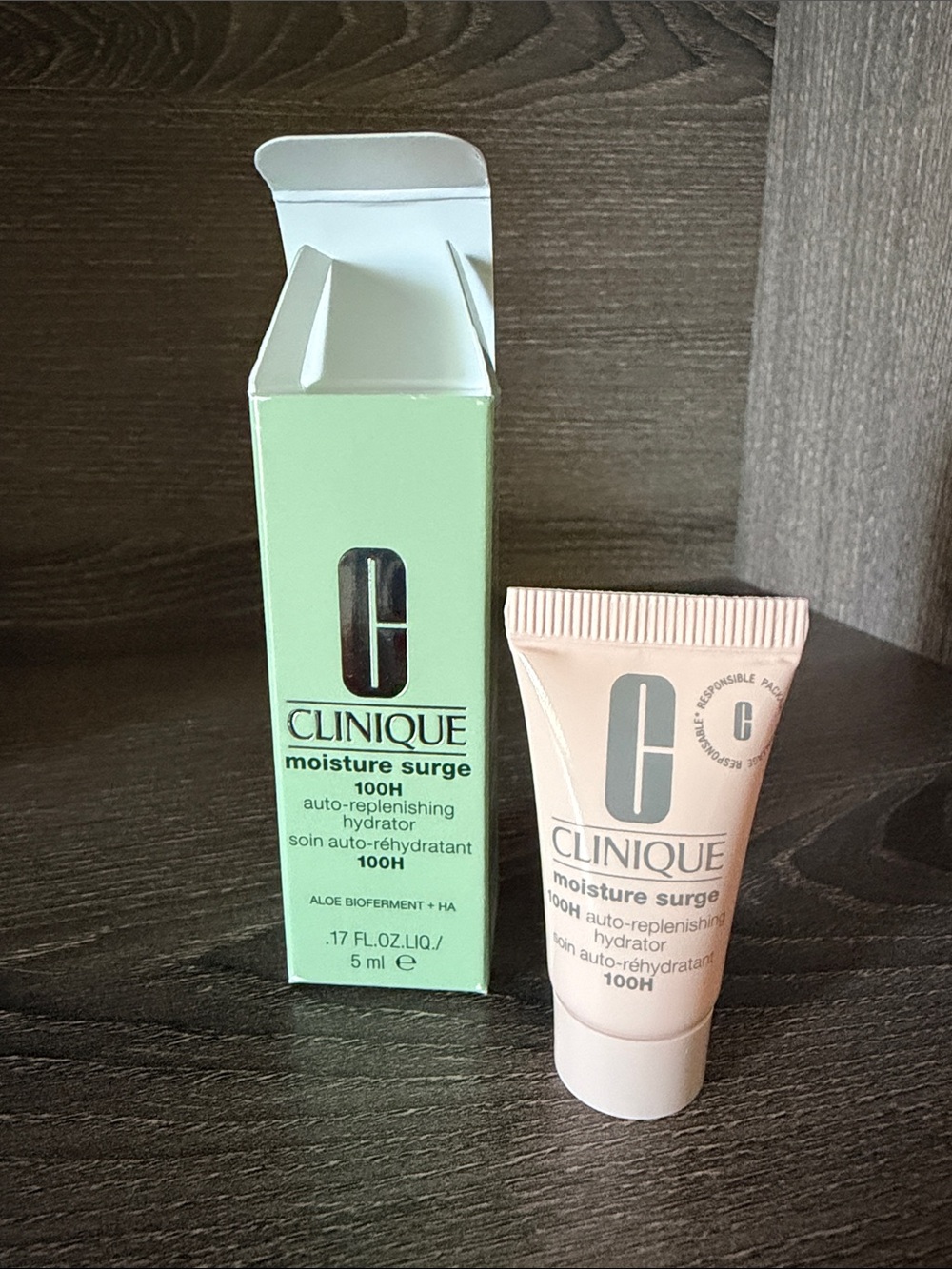 ❤️$3 NWT Clinique Moisture Surge Hydrator 5ml